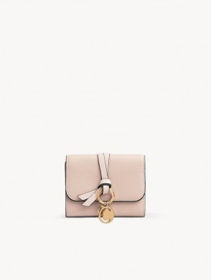 Chloe Alphabet Small Tri-fold Pieni lompakko Pinkki Beige | CHE-SR14290