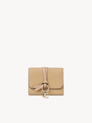 Chloe Alphabet Small Tri-fold Pieni lompakko Ruskea | CHE-SR14292