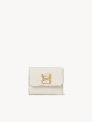 Chloe Marcie Small Tri-fold Pieni lompakko Valkoinen | CHE-SR14295