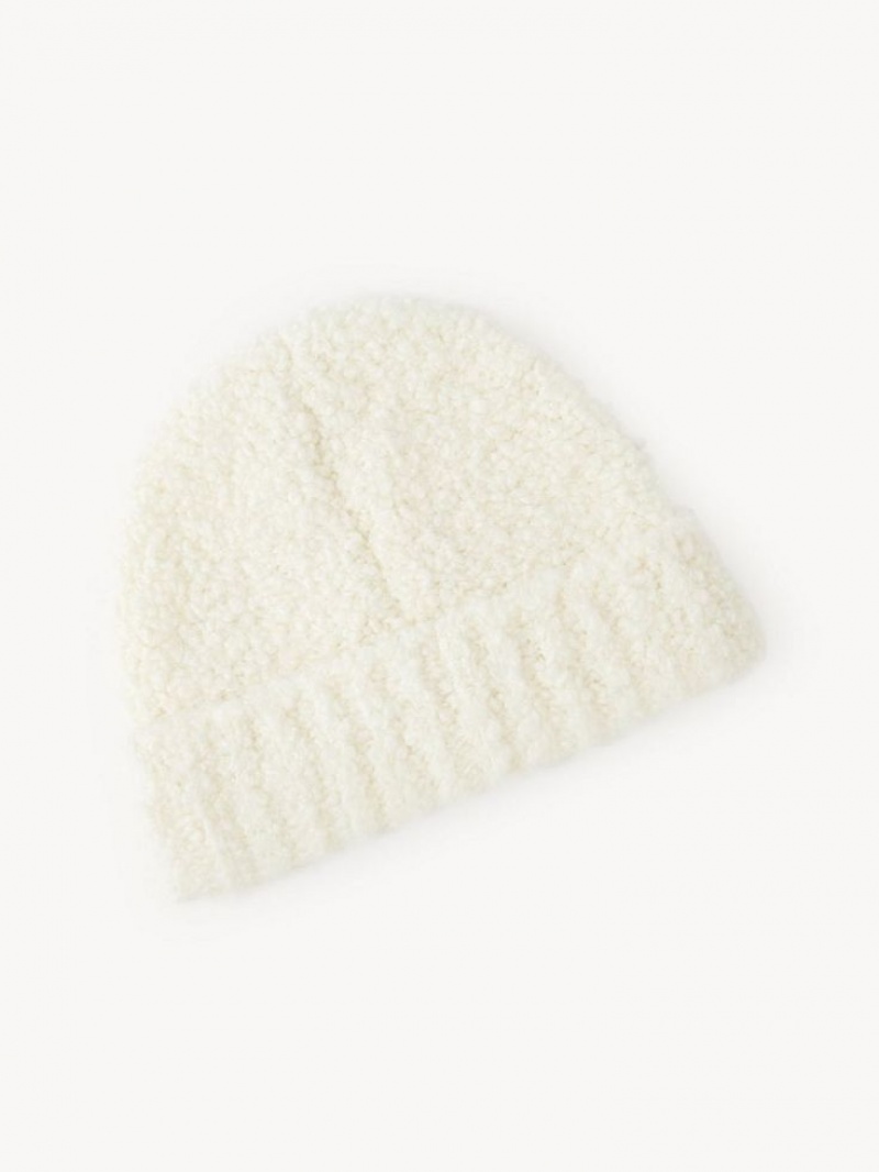 Chloe Curly Knit Beanie Hatut Beige | CHE-SR14475