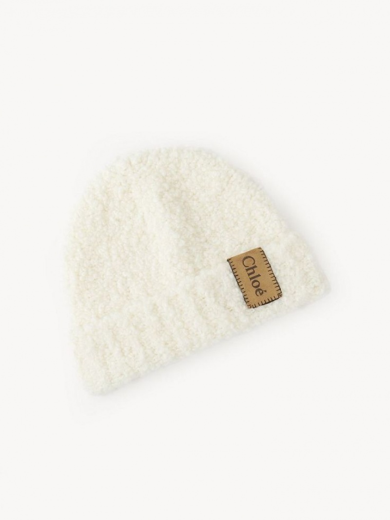 Chloe Curly Knit Beanie Hatut Beige | CHE-SR14475