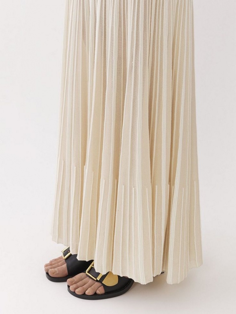 Chloe Flared Maxi Neuleet Valkoinen | CHE-SR13940