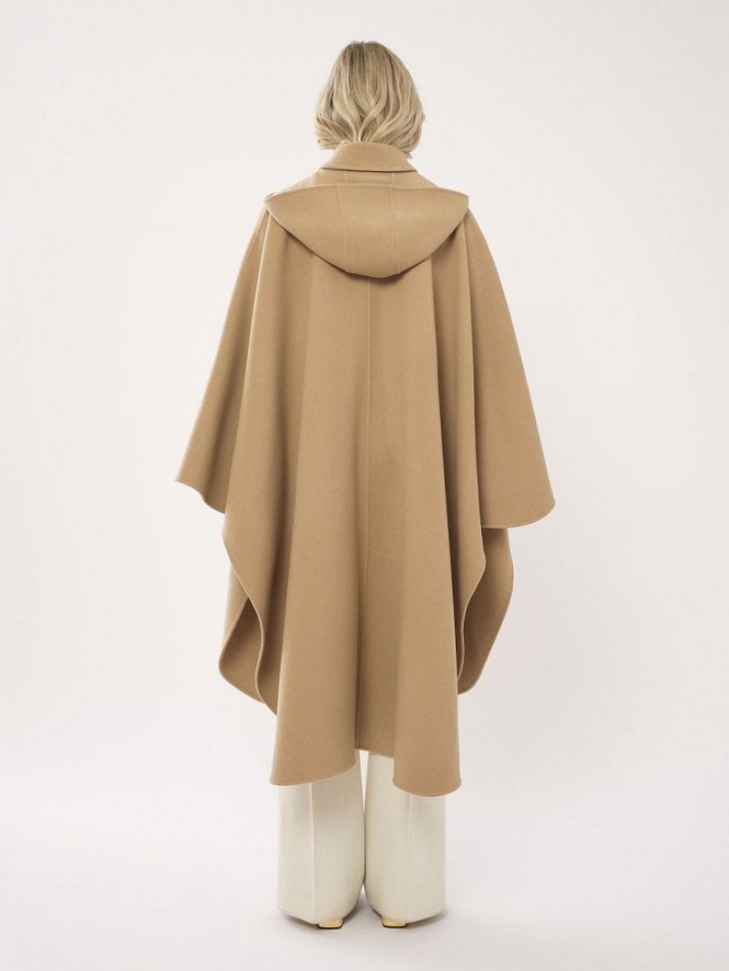 Chloe Hupullinen Cape Takit Beige | CHE-SR13821