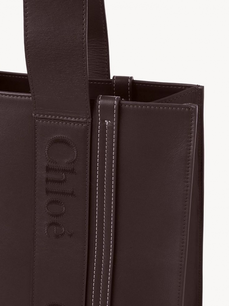 Chloe Medium Woody Kangaskassit Syvä | CHE-SR13394