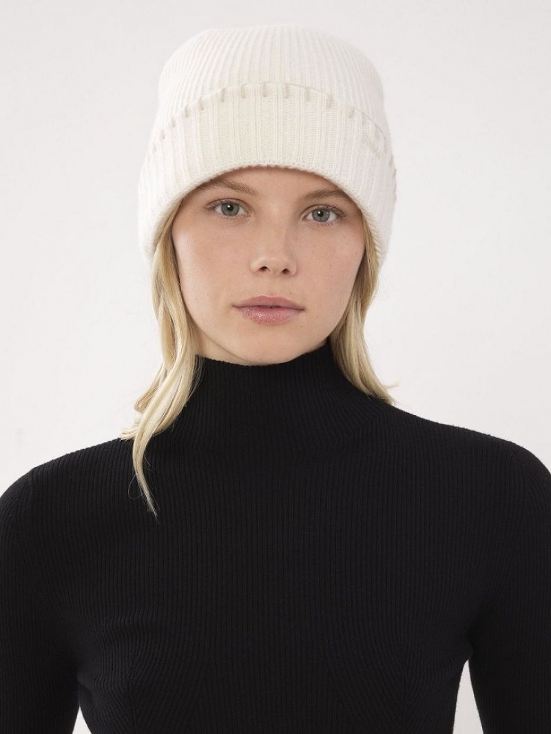 Chloe Ribbed Knit Beanie Hatut Valkoinen | CHE-SR14473